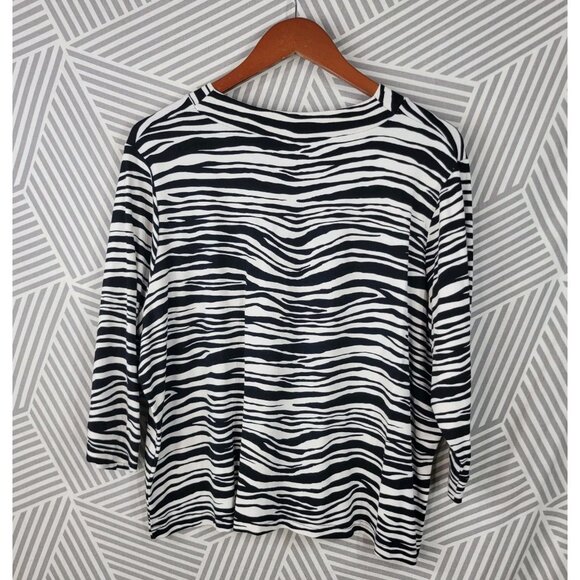 Talbots Pullover Knit Top Plus Size 2X Petite Black Casual Zebra Animal Print - Picture 4 of 6